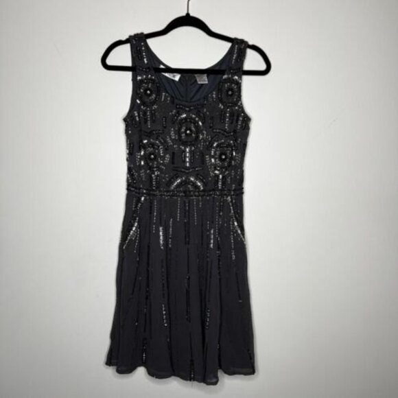 Shail K Beaded Gray Short Cocktail Fit & Flare Dress Size 6 - Picture 2 of 12
